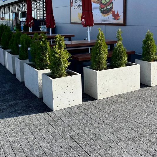 Outdoor Concrete Planters - Rectangle 30x30x70 cm in front of a restaurant Decormania.eu